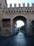 Via della Lungara, i palazzi , il giardino botanico e le carceri(gioved sera)